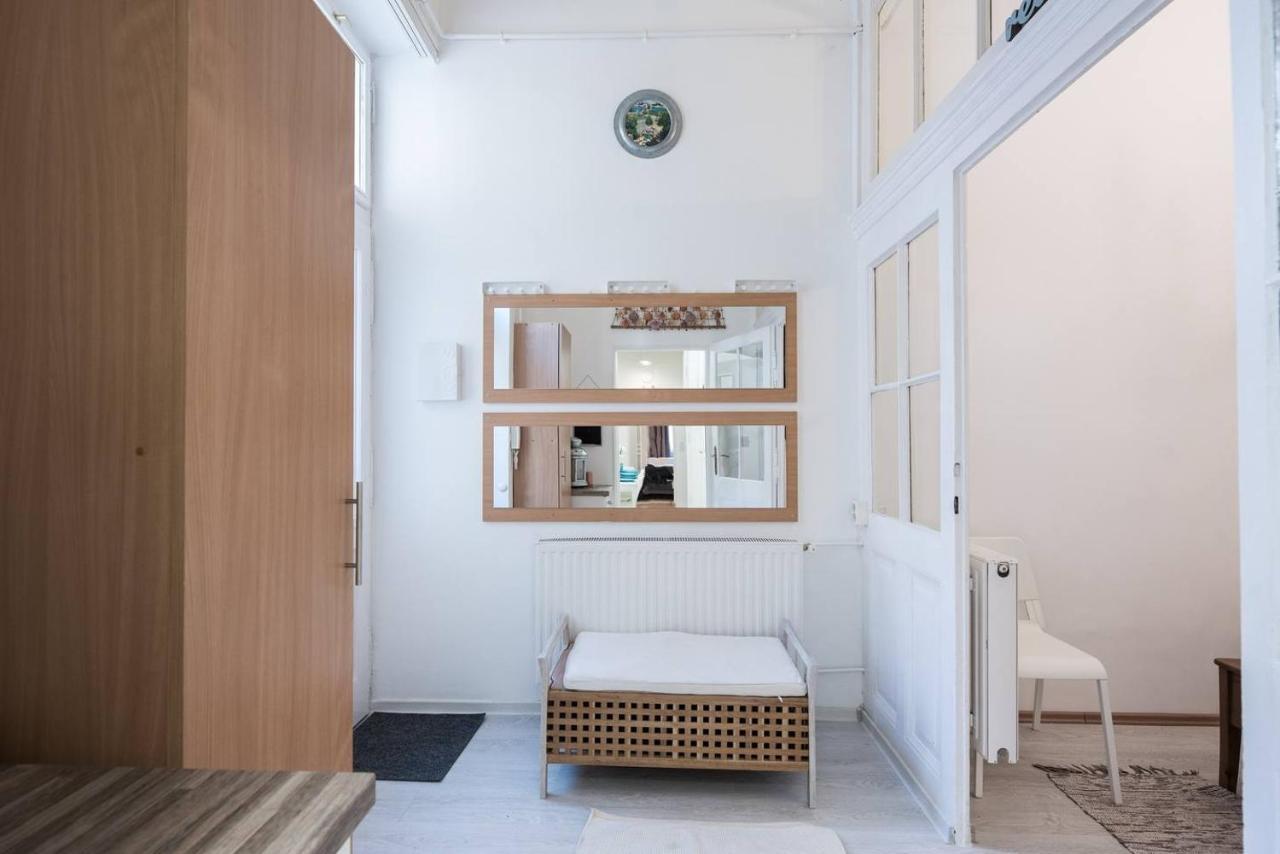 Cosy And Central Apartment With 4 Bedrooms And A/C Budapest Ngoại thất bức ảnh