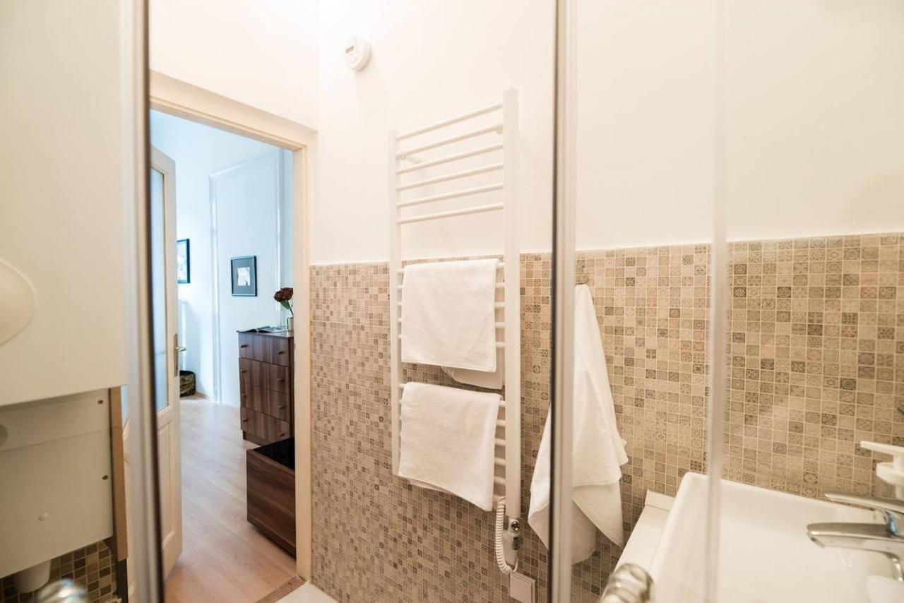 Cosy And Central Apartment With 4 Bedrooms And A/C Budapest Ngoại thất bức ảnh