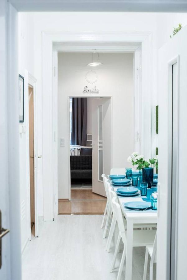 Cosy And Central Apartment With 4 Bedrooms And A/C Budapest Ngoại thất bức ảnh