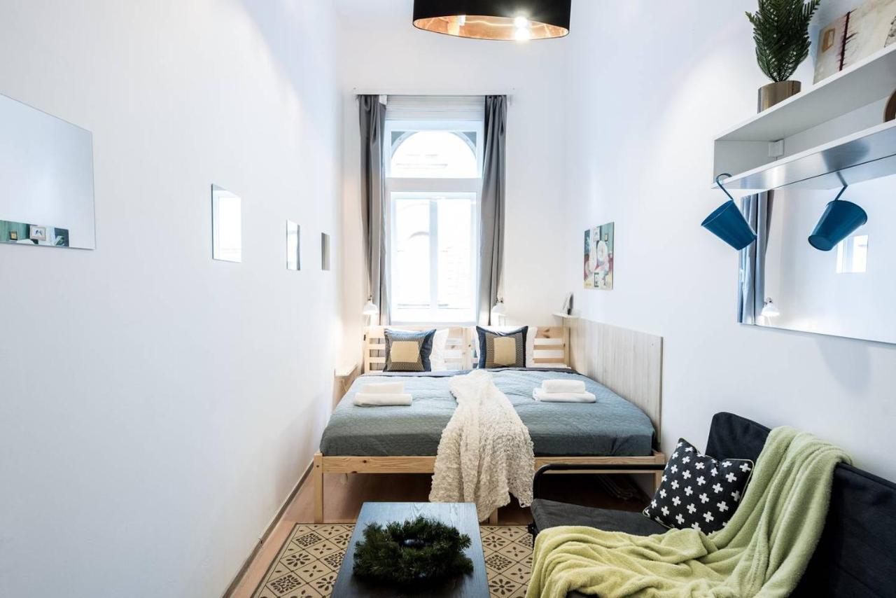 Cosy And Central Apartment With 4 Bedrooms And A/C Budapest Ngoại thất bức ảnh